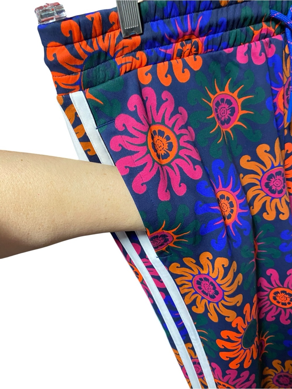 FARM Rio Multicolor Floral Track Pants - Picture 3 of 10